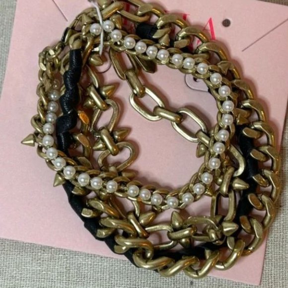 Stella & Dot - Power Pearl Wrap Bracelet - Picture 4 of 8